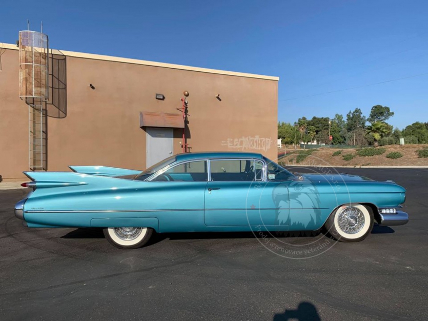 Veterán Cadillac de Ville Coupe 1959