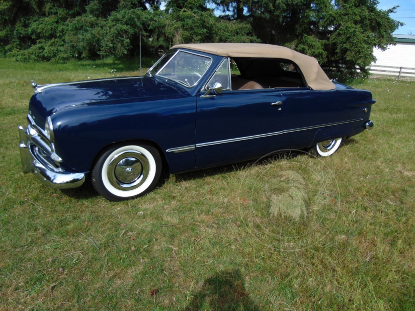 Veterán Ford Custom De Luxe Convertible 1949