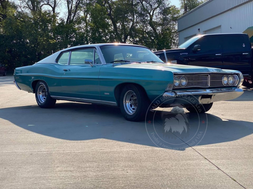 Veterán Ford galaxie 500 1968