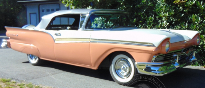 Veterán Ford Farlaine 500 Sunliner Convertible 1957