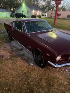 Veterán Ford Mustang fastback 1966