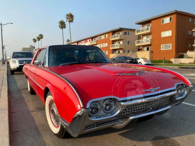 Veterán Ford Thunderbird 1962