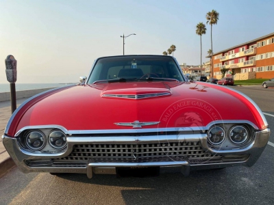 Veterán Ford Thunderbird 1962