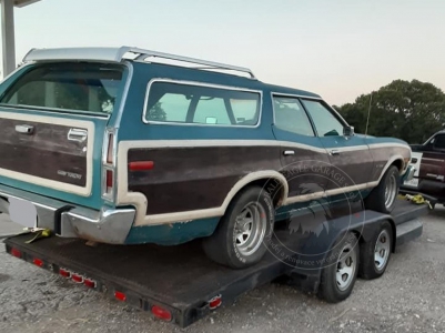 Veterán Ford Torino Station Wagon 1973