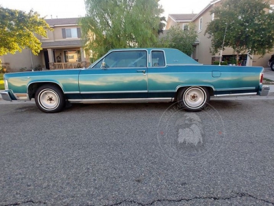 Veterán Lincoln Continental Town Coupe 1979