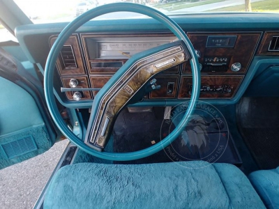 Veterán Lincoln Continental Town Coupe 1979