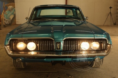 Veterán Mercury Cougar 1968 po renovaci